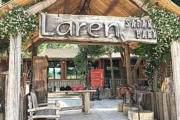 laren safari park çiftliği
